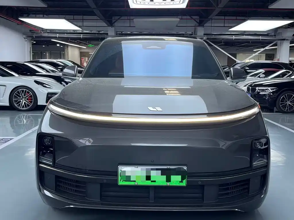 Li Auto Li L8 2023 Pro 2023 - thumbnail 2