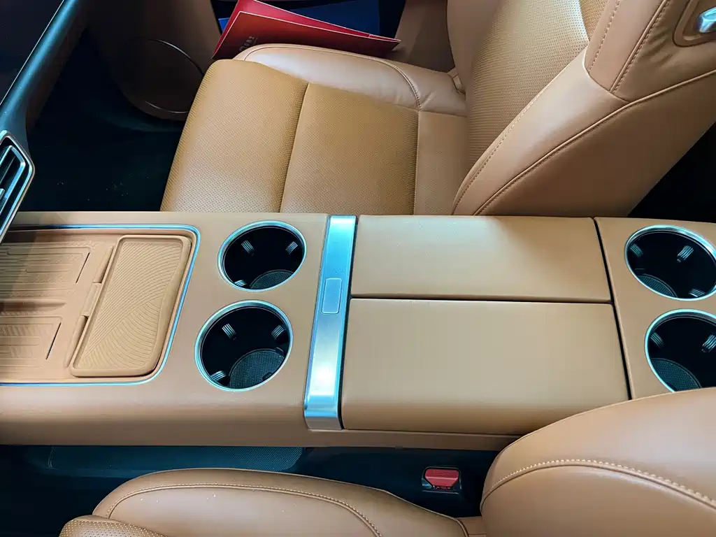 Li Auto Li L8 2023 Pro 2023 - thumbnail 7