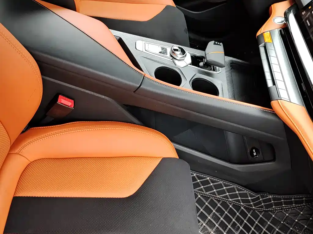 Changan Changan UNI-V 2023 1.5T Sport Edition 2023 - thumbnail 21