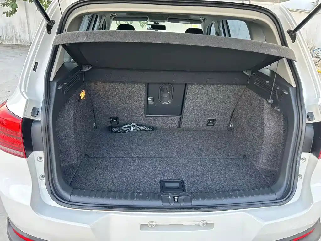 Volkswagen Volkswagen Tiguan 2015 1.8TSI Automatic 2WD Luxury Edition 2015 - thumbnail 11