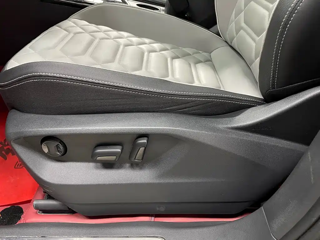 Volkswagen Tayron 2023 280TSI 2WD Luxury Plus Advanced Edition 2023 - thumbnail 16
