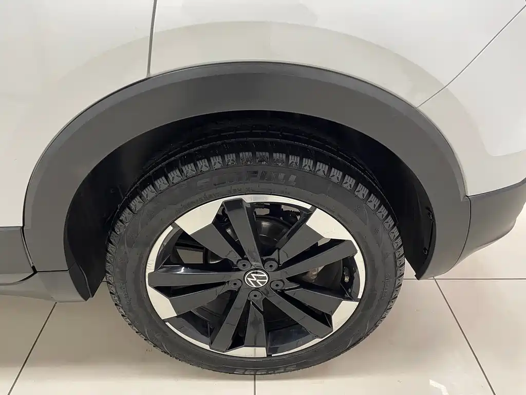 Volkswagen Tanying 2021 1.5L Automatic SmartLink Edition 2022 - thumbnail 16