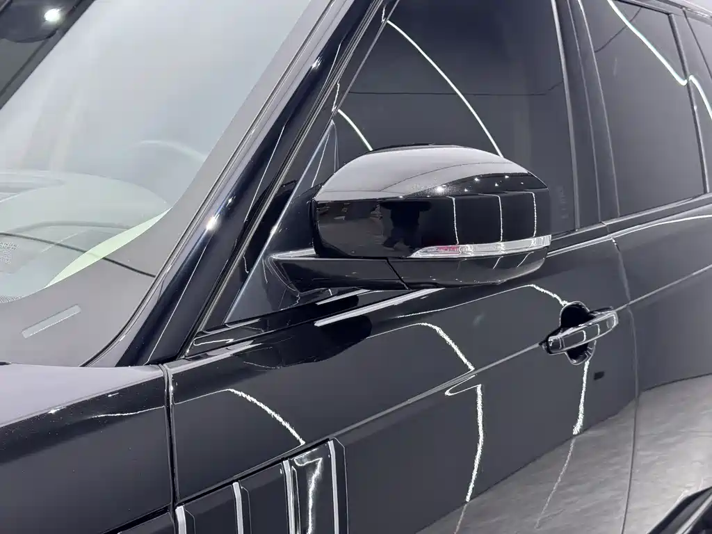 Land Rover Range Rover 2021 3.0 L6 Heritage Edition 2021 - thumbnail 6