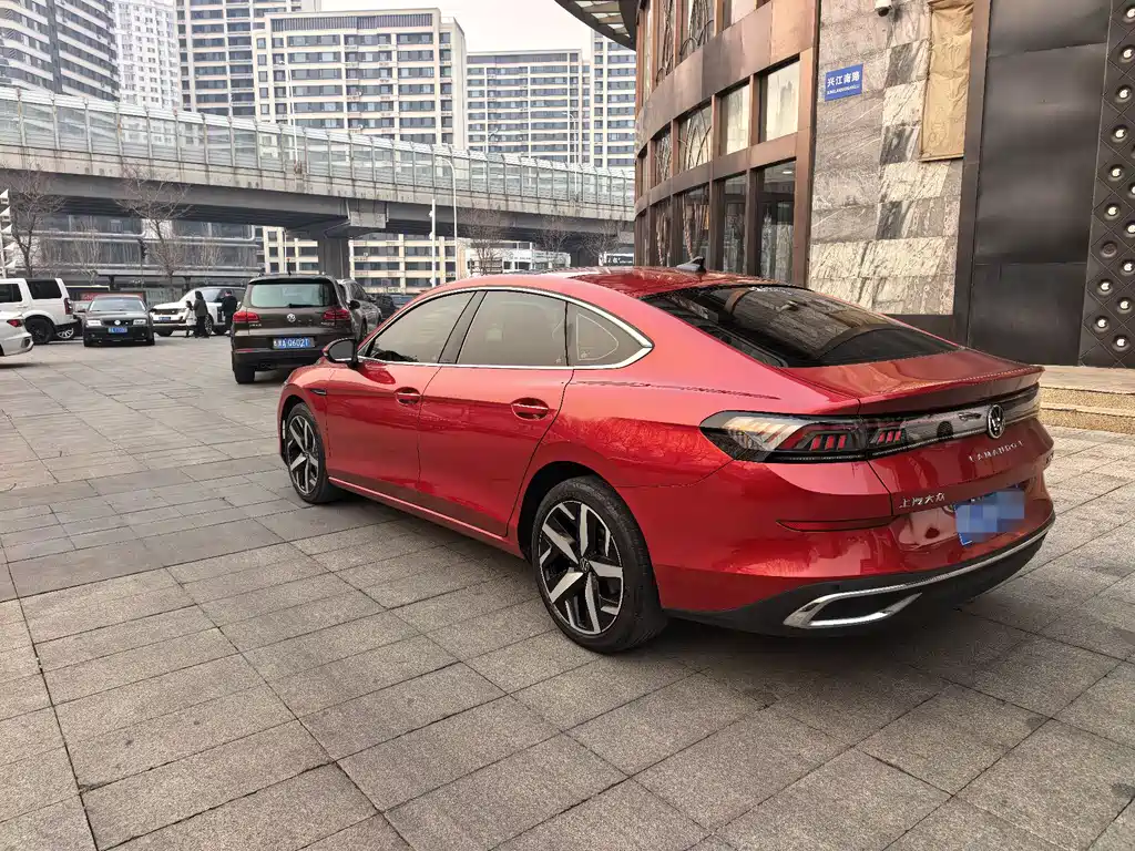 Volkswagen Lamando 2023 Lamando L 280TSI DSG Cool Spice Edition 2023 - thumbnail 4