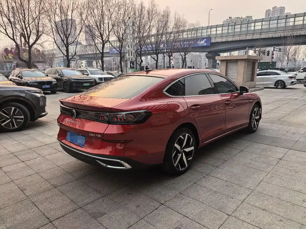 Volkswagen Lamando 2023 Lamando L 280TSI DSG Cool Spice Edition 2023 - thumbnail 6