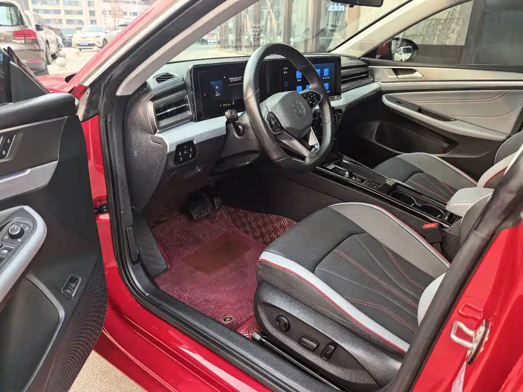 Volkswagen Lamando 2023 Lamando L 280TSI DSG Cool Spice Edition 2023 - thumbnail 17