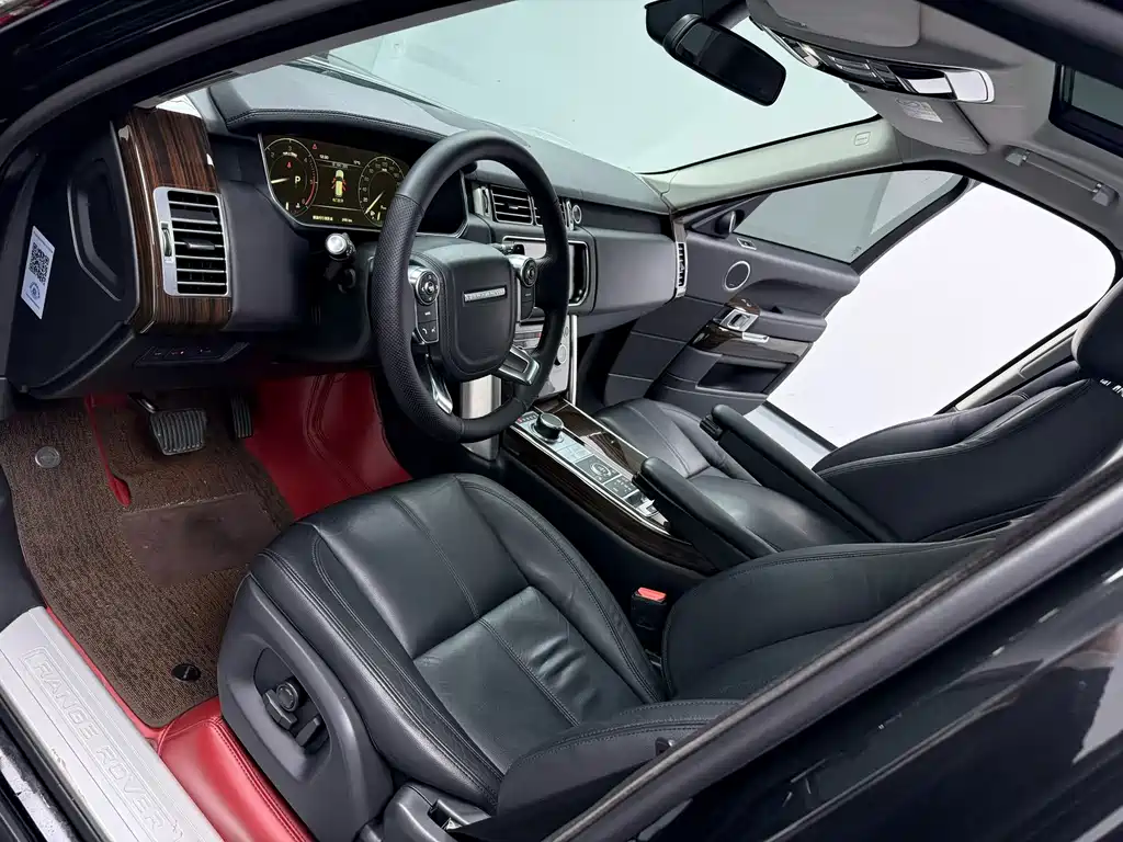 Land Rover Range Rover 2016 3.0T TDV6 Vogue 2017 - thumbnail 3