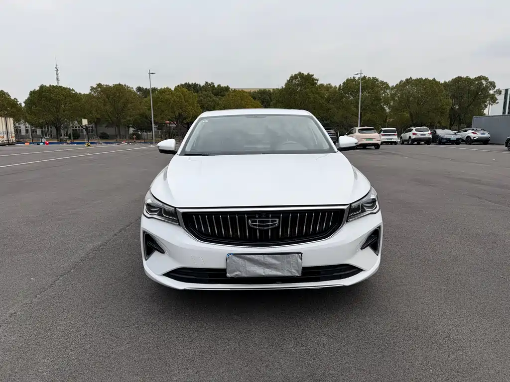 Geely Auto Geely Emgrand 2022 4th Generation 1.5L CVT Luxury Edition 2021 - thumbnail 2