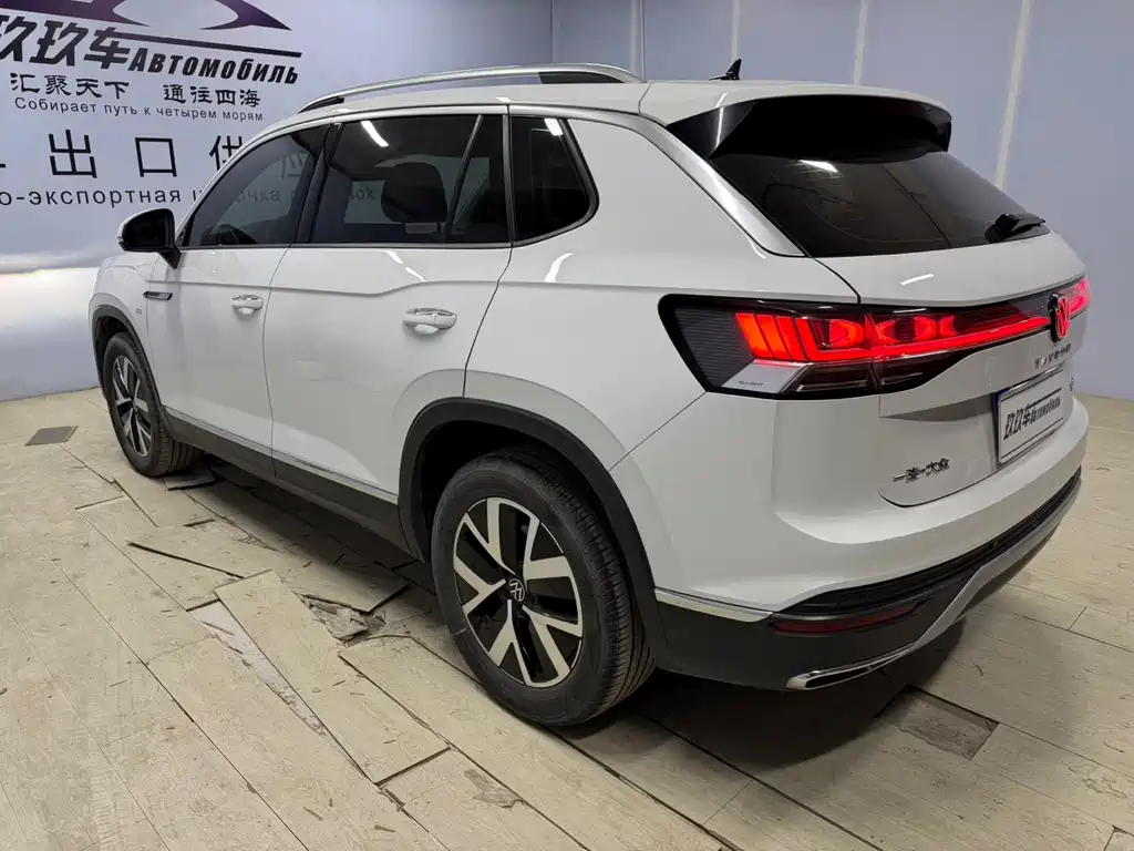Volkswagen Tayron 2023 280TSI 2WD Luxury Plus Advanced Edition 2023 - thumbnail 4