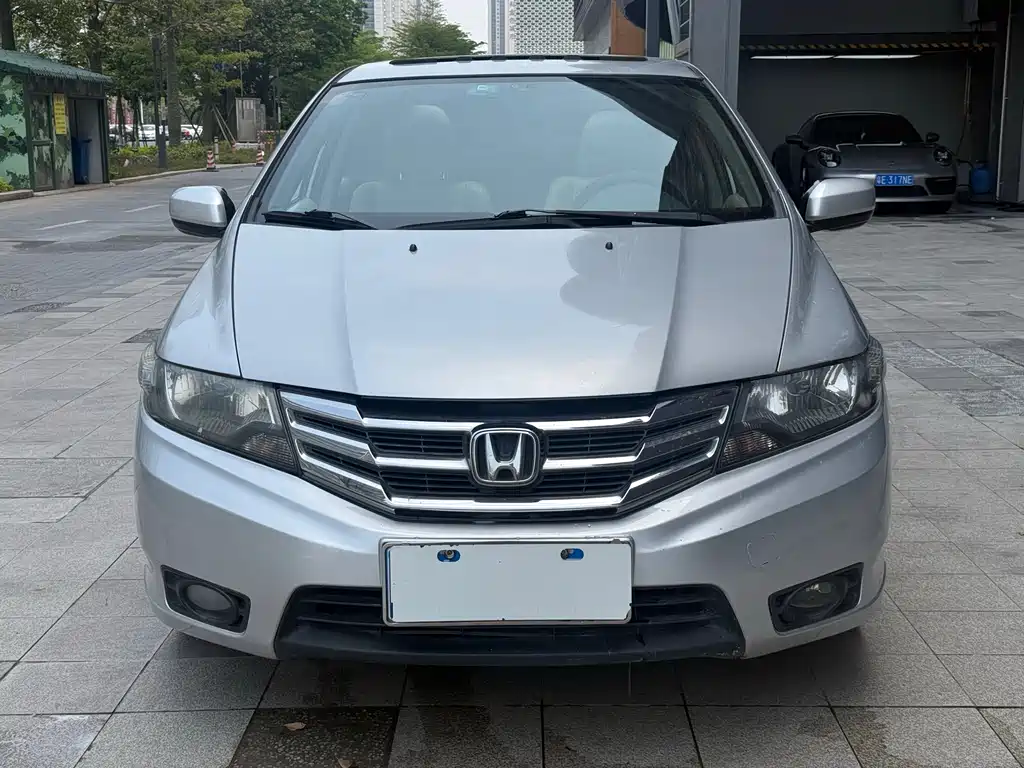 Honda Honda Civic 2012 1.5L Automatic Elite Edition 2013 - thumbnail 2