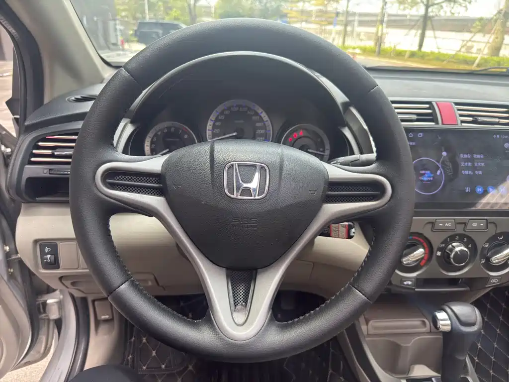Honda Honda Civic 2012 1.5L Automatic Elite Edition 2013 - thumbnail 14