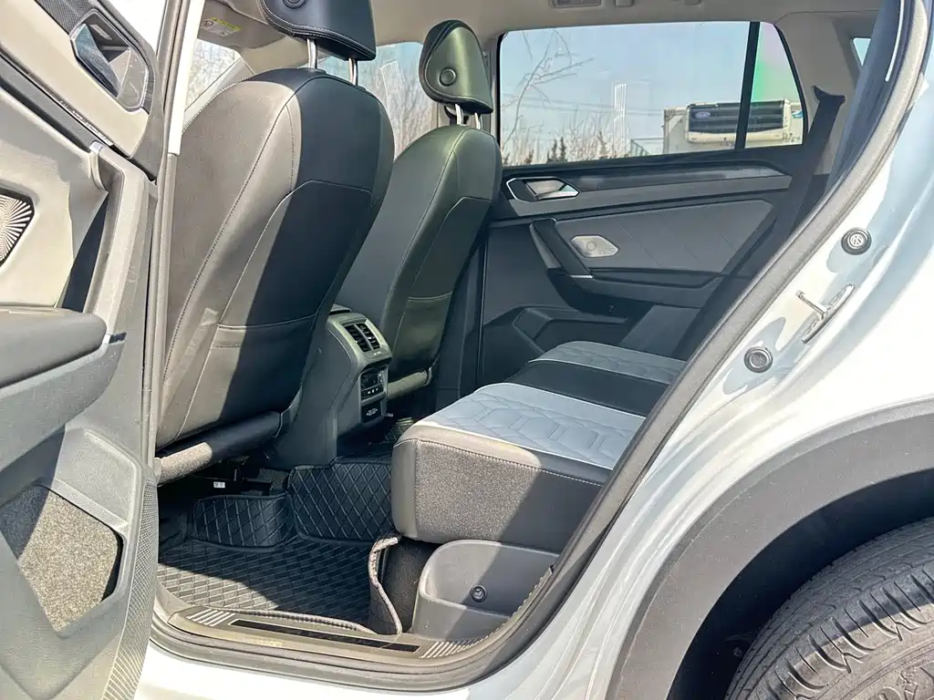 Volkswagen Tayron 2023 280TSI 2WD Luxury Plus Advanced Edition 2023 - thumbnail 11