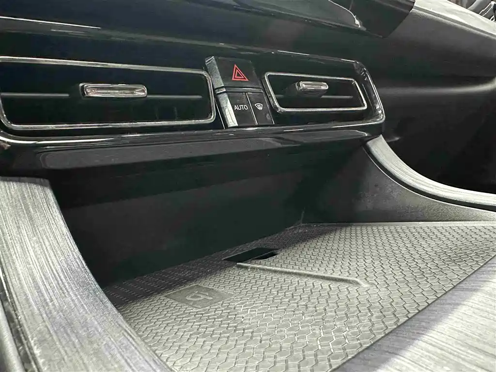 GAC Trumpchi GAC Trumpchi GS8 2022 Dual Engine Series 2.0TM FWD Luxury Edition (7-seater) 2022 - thumbnail 23