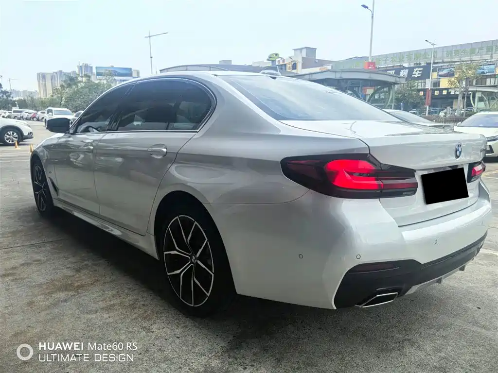 BMW BMW 5 Series 2022 Facelift 3 530Li Premium M Sport Package 2023 - thumbnail 21