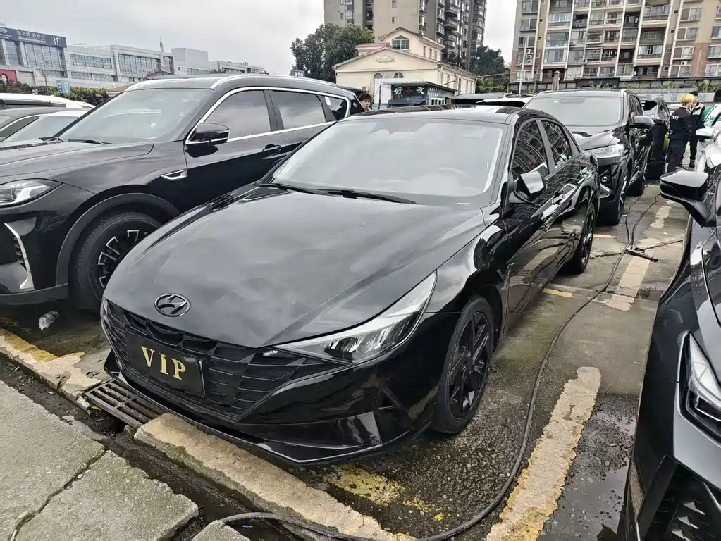 Hyundai Hyundai Elantra 2021 1.5L CVT GLS Premium Edition 2022