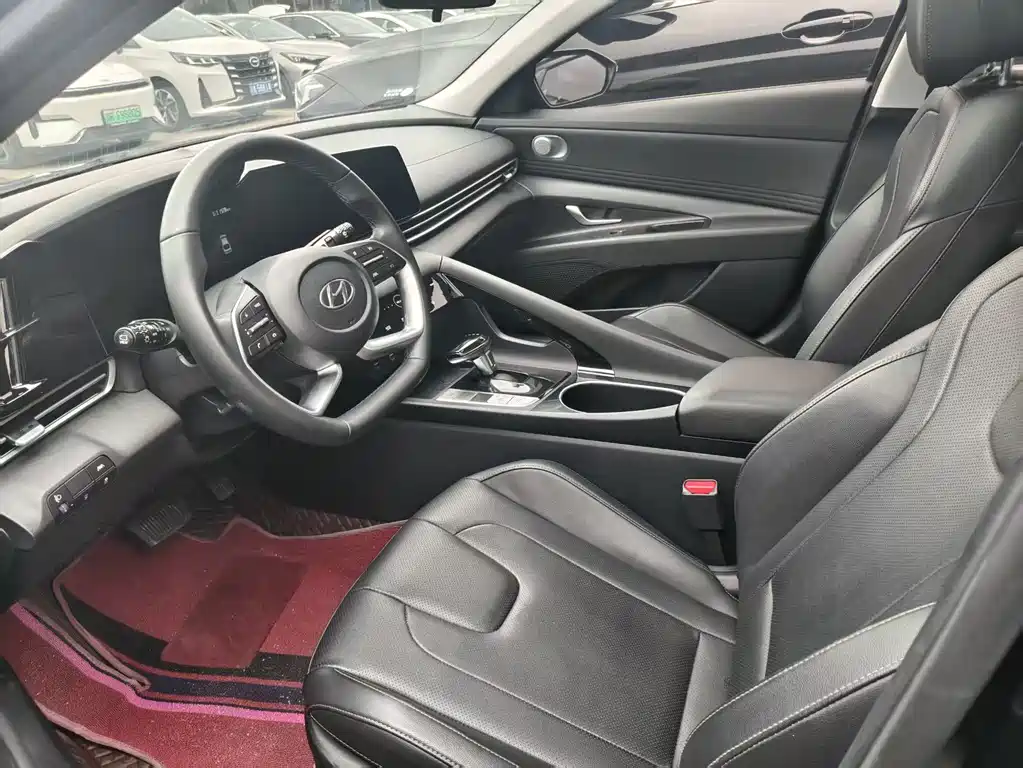 Hyundai Hyundai Elantra 2021 1.5L CVT GLS Premium Edition 2022 - thumbnail 9