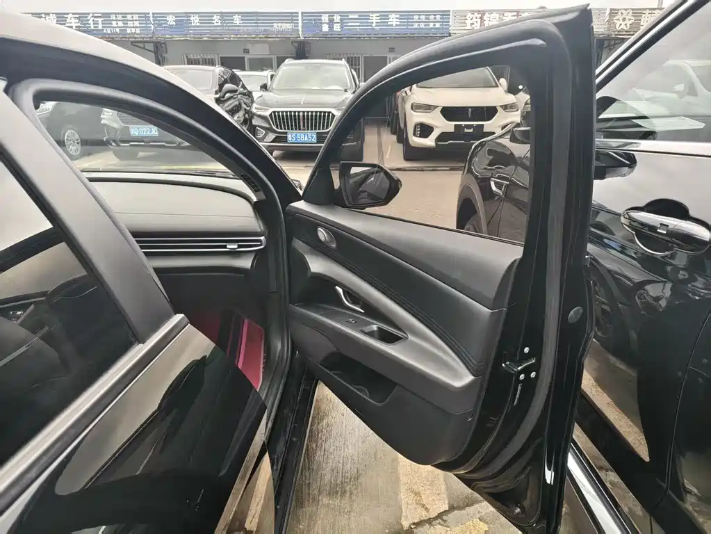 Hyundai Hyundai Elantra 2021 1.5L CVT GLS Premium Edition 2022 - thumbnail 12