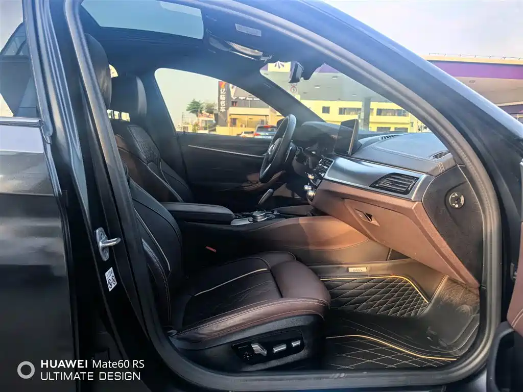 BMW BMW 5 Series Import 2021 540i Style Edition M Sport Package 2020 - thumbnail 6
