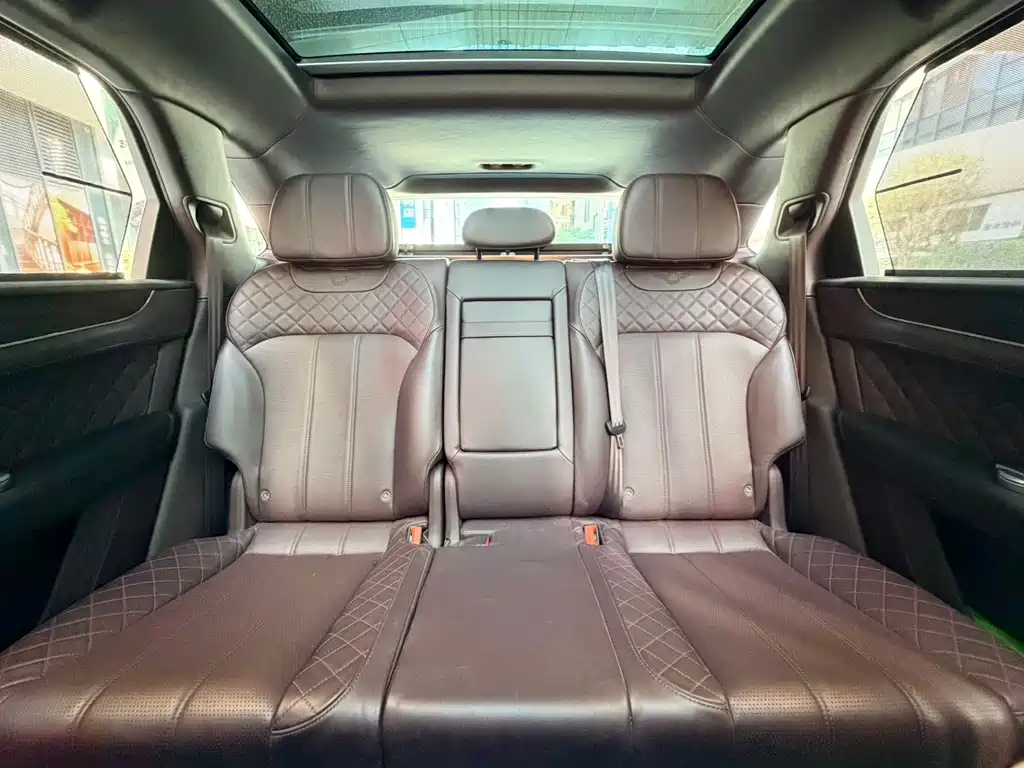 Bentley Bentayga 2016 6.0T Standard Edition 2016 - thumbnail 8