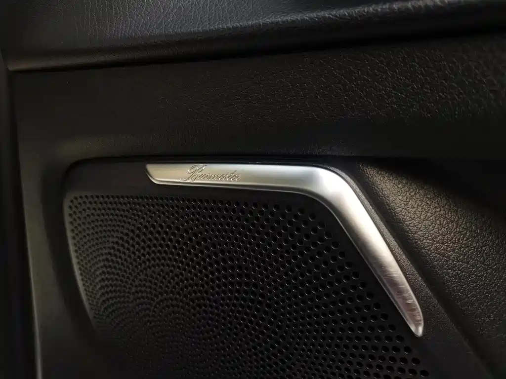 Mercedes-Benz Mercedes-Benz V-Class 2021 V 260 Exclusive Edition 2021 - thumbnail 16