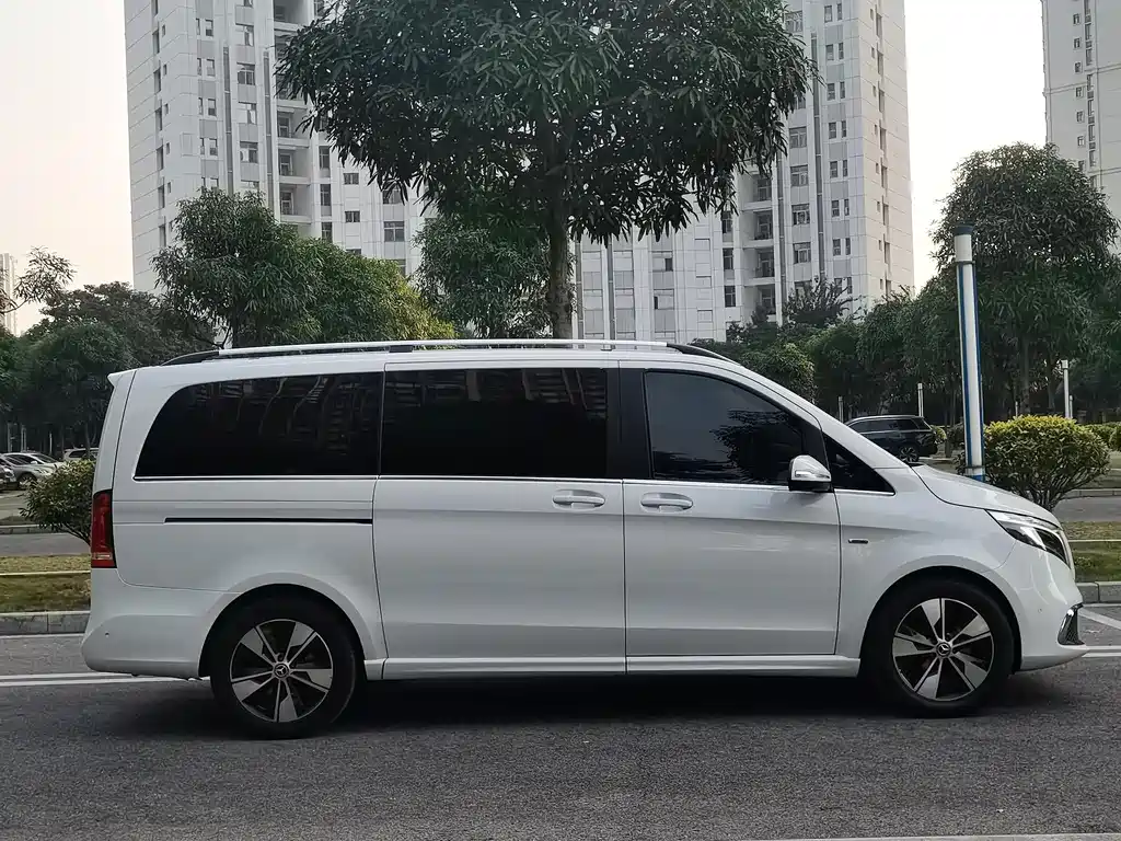 Mercedes-Benz Mercedes-Benz V-Class 2021 V 260 Exclusive Edition 2021 - thumbnail 21