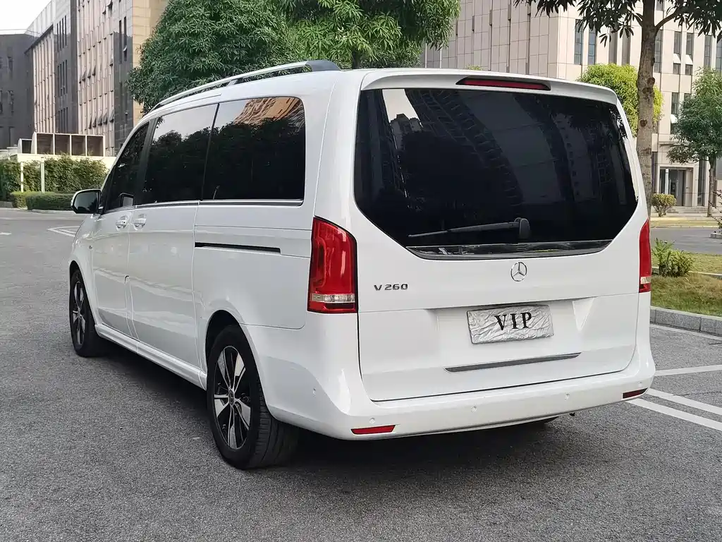 Mercedes-Benz Mercedes-Benz V-Class 2021 V 260 Exclusive Edition 2021 - thumbnail 24