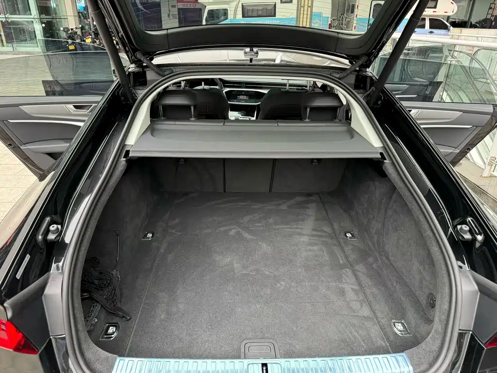 Audi Audi A7 2023 45 TFSI Premium Selection 2023 - thumbnail 6