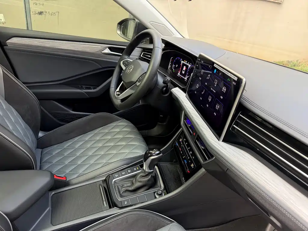 Volkswagen Volkswagen Sagitar 2024 300TSI DSG Excellence Edition 2024 - thumbnail 10