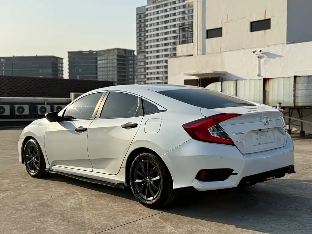 Honda Honda Civic 2019 220TURBO CVT Sport Edition China V 2019 - thumbnail 16