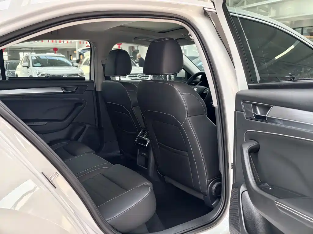 Skoda Škoda Superb 2022 TSI280 DSG Premium Edition 2022 - thumbnail 9