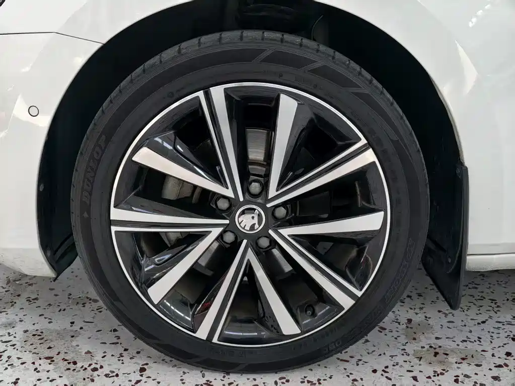 Skoda Škoda Superb 2022 TSI280 DSG Premium Edition 2022 - thumbnail 20