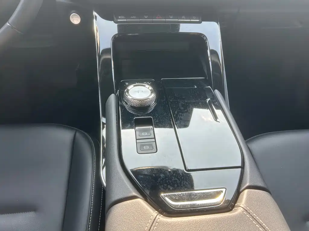Haval Haval H6 2021 Model Year Third Generation 2.0T Automatic AWD Supreme 2021 - thumbnail 9