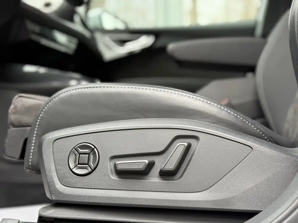 Audi Audi Q4 e-tron 2023 50 e-tron quattro Premium Plus 2023 - thumbnail 22