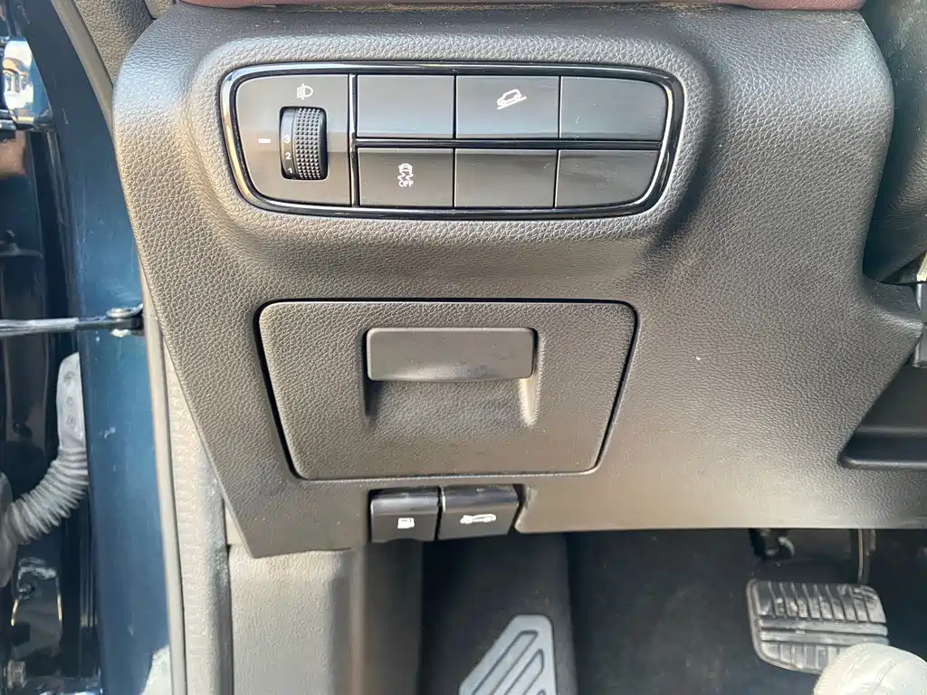 GAC Trumpchi GAC Trumpchi M6 2021 PRO 270T Automatic Luxury Edition 2022 - thumbnail 11