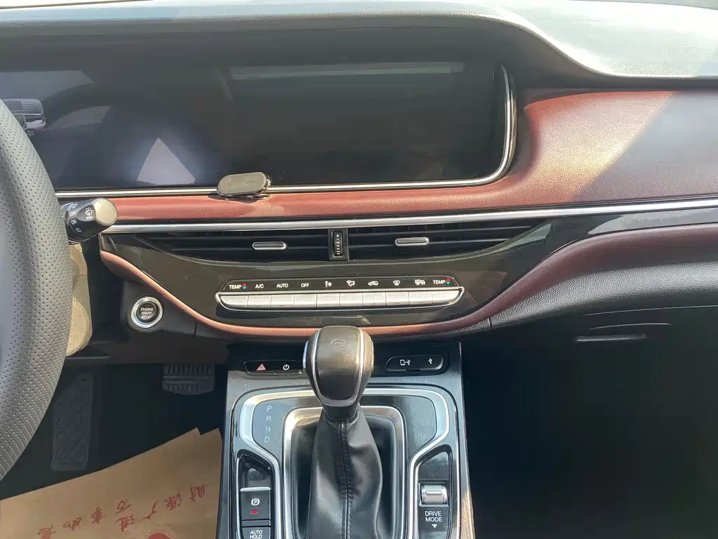 GAC Trumpchi GAC Trumpchi M6 2021 PRO 270T Automatic Luxury Edition 2022 - thumbnail 15