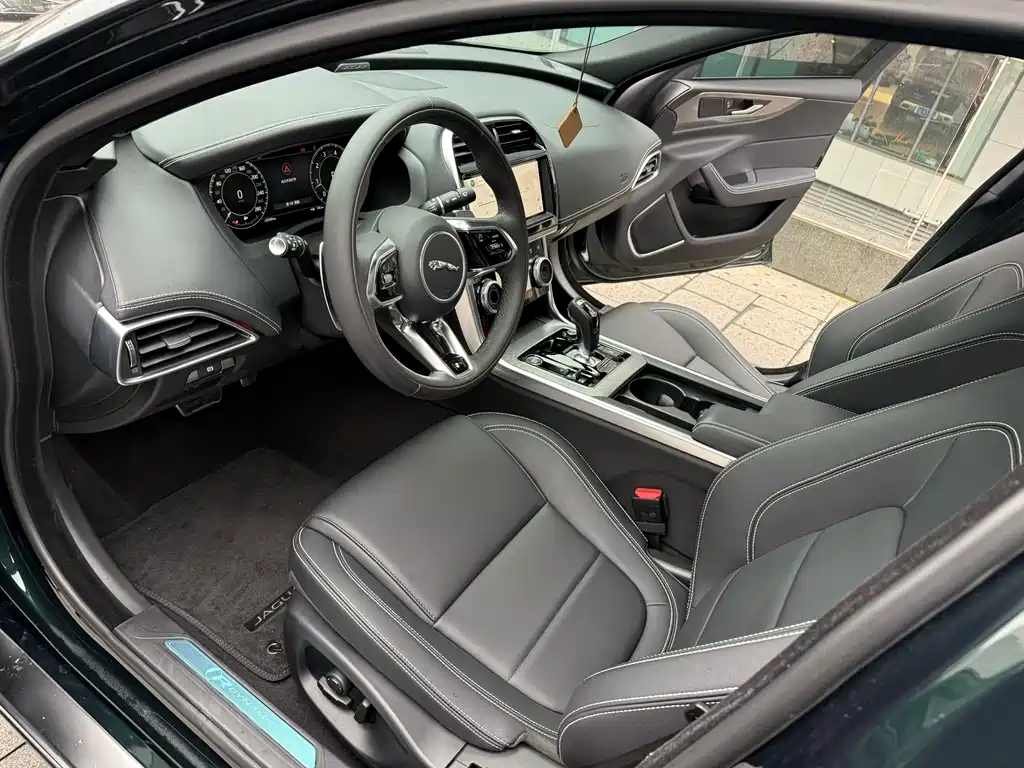 Jaguar Jaguar XEL 2023 2.0T 250PS R-DYNAMIC S Sport 2023 - thumbnail 3