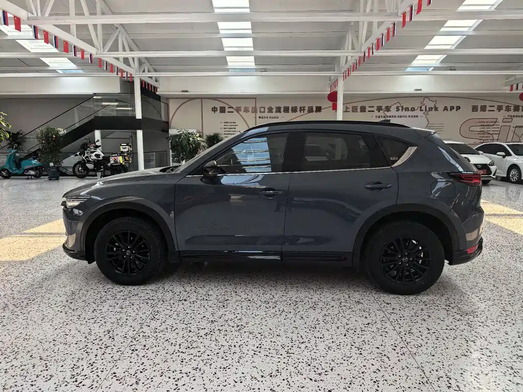Mazda Mazda CX-5 2021 2.0L Automatic AWD Black Knight 2022 - thumbnail 4