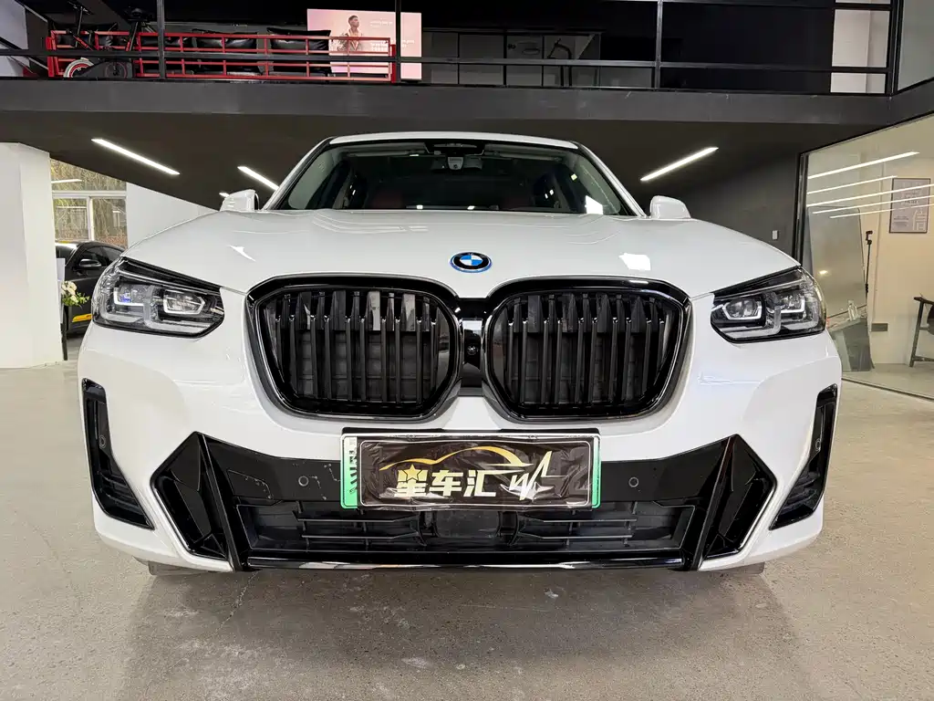 BMW BMW iX3 2022 Facelift Leading Edition 2023 - thumbnail 2