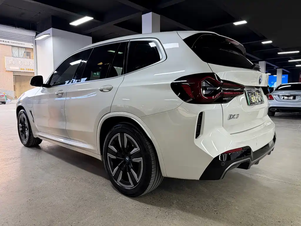 BMW BMW iX3 2022 Facelift Leading Edition 2023 - thumbnail 11