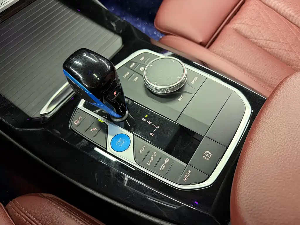 BMW BMW iX3 2022 Facelift Leading Edition 2023 - thumbnail 17