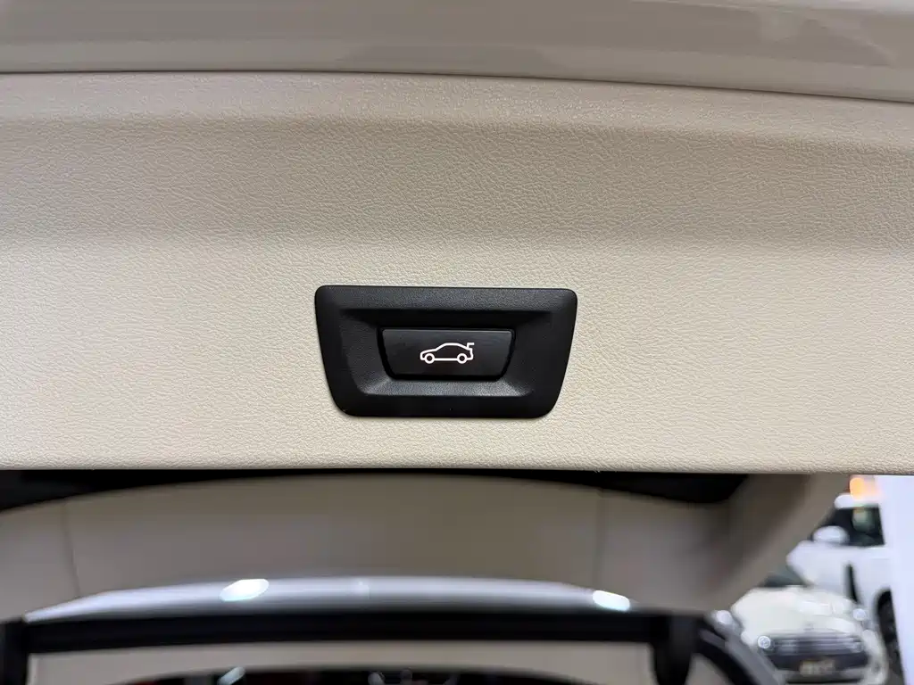 BMW BMW iX3 2022 Facelift Leading Edition 2023 - thumbnail 22