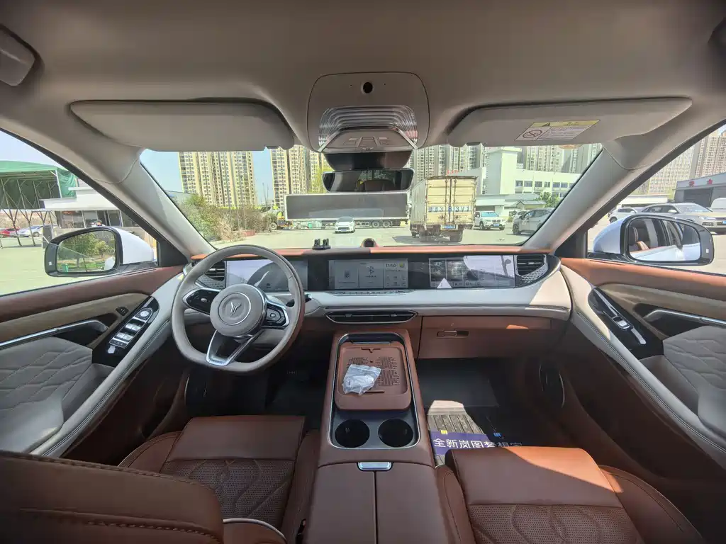 Lantu Auto Lantu FREE 2024 Extended Range Intelligent Driving Version 2024 - thumbnail 10