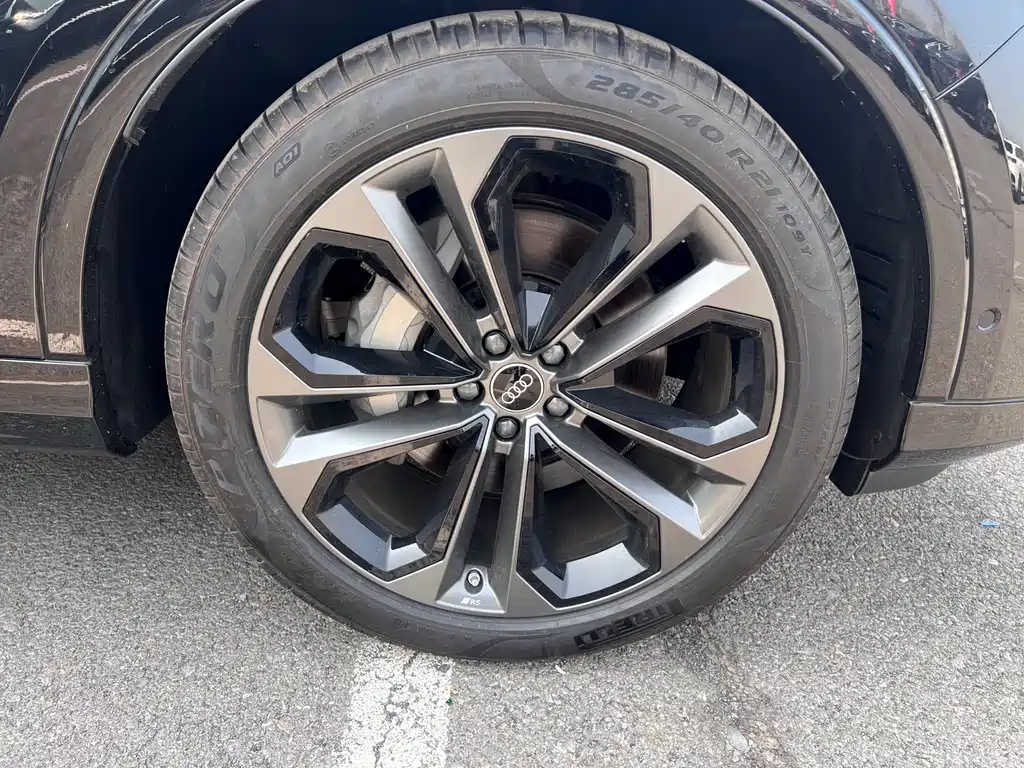 Audi Audi Q7 2025 55 TFSI quattro S line Sport Package 2026 - thumbnail 7