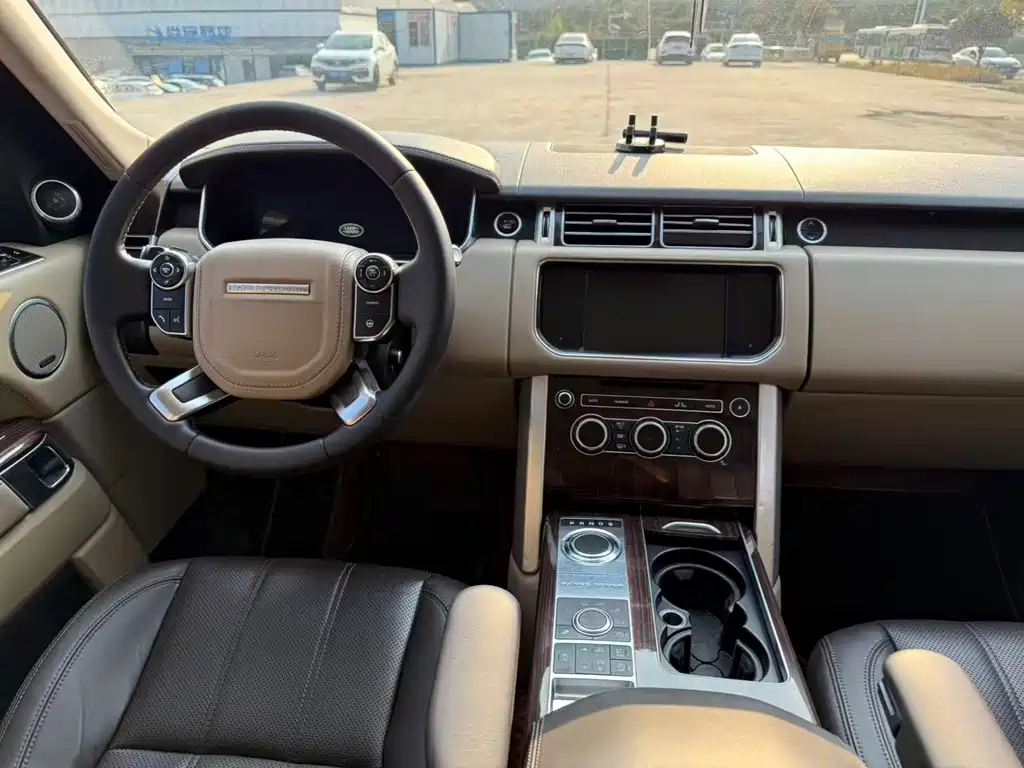 Land Rover Range Rover 2014 3.0 SC V6 Vogue 2014 - thumbnail 8