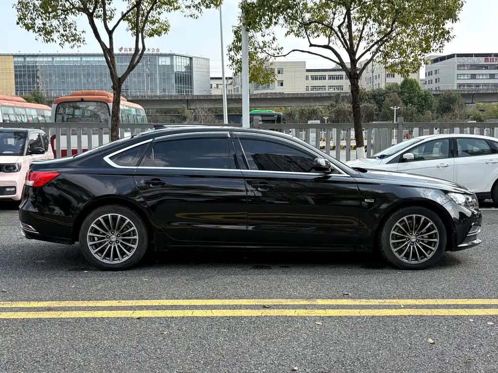 Zotye Zotye Z700 2018 Z700H 1.8T DCT Premium Edition 2018 - thumbnail 7