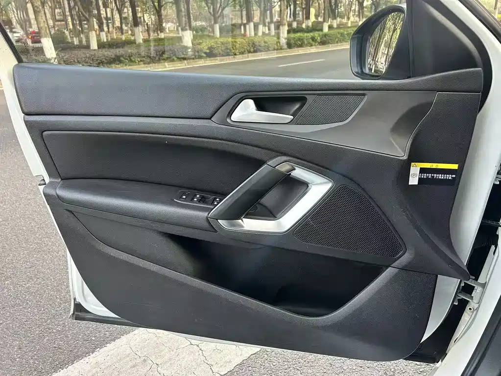 Peugeot Peugeot 408 2016 1.6T Automatic Luxury Edition 2016 - thumbnail 9