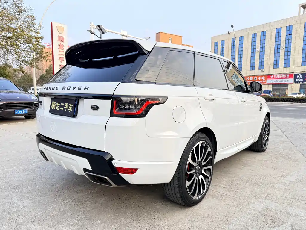 Land Rover Range Rover Sport 2020 3.0 L6 SE 2020 - thumbnail 4