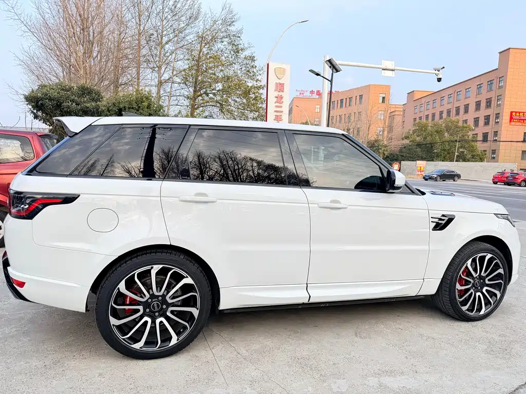 Land Rover Range Rover Sport 2020 3.0 L6 SE 2020 - thumbnail 5
