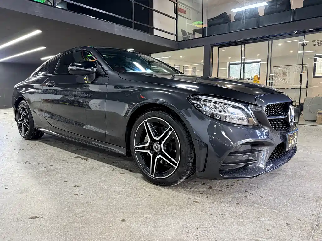 Mercedes-Benz Mercedes-Benz C-Class Coupe C 260 2019 Model 2019 - thumbnail 3