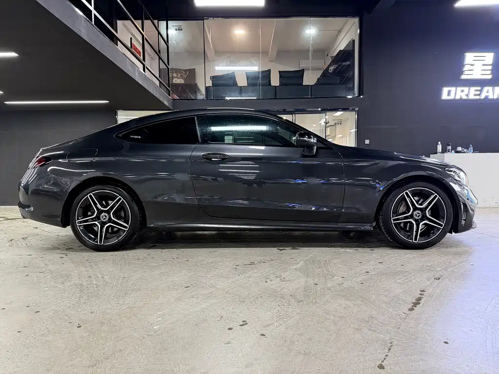 Mercedes-Benz Mercedes-Benz C-Class Coupe C 260 2019 Model 2019 - thumbnail 10